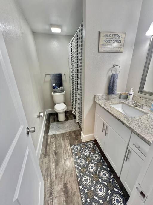 Lovely 2-Bedroom Condo Next To At&T Stadium Arlington Zewnętrze zdjęcie